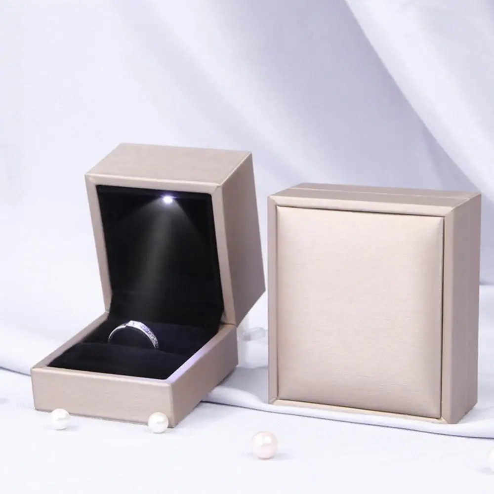 

Faux Leather LED Light Pendant Ring Bracelet Jewelry Display Box Storage Case