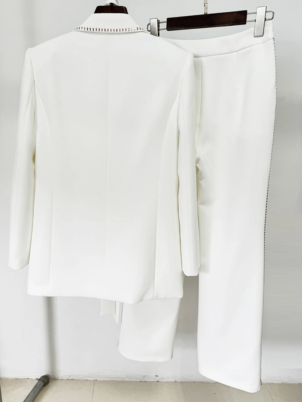 Высококачественный Белый Элегантный брючный костюм с заклепками Modphy женский