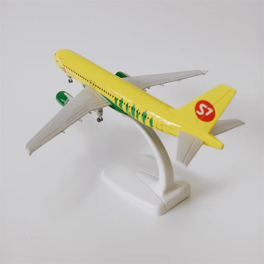 Модель самолета с колесами 19 см из металлического сплава для российских и