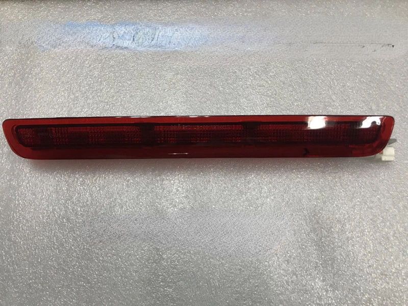 

For Toyota 20003-09 PRADO 2700 4000 LC120 Original High Mount Brake Light LED Light Tailgate Indicator Light