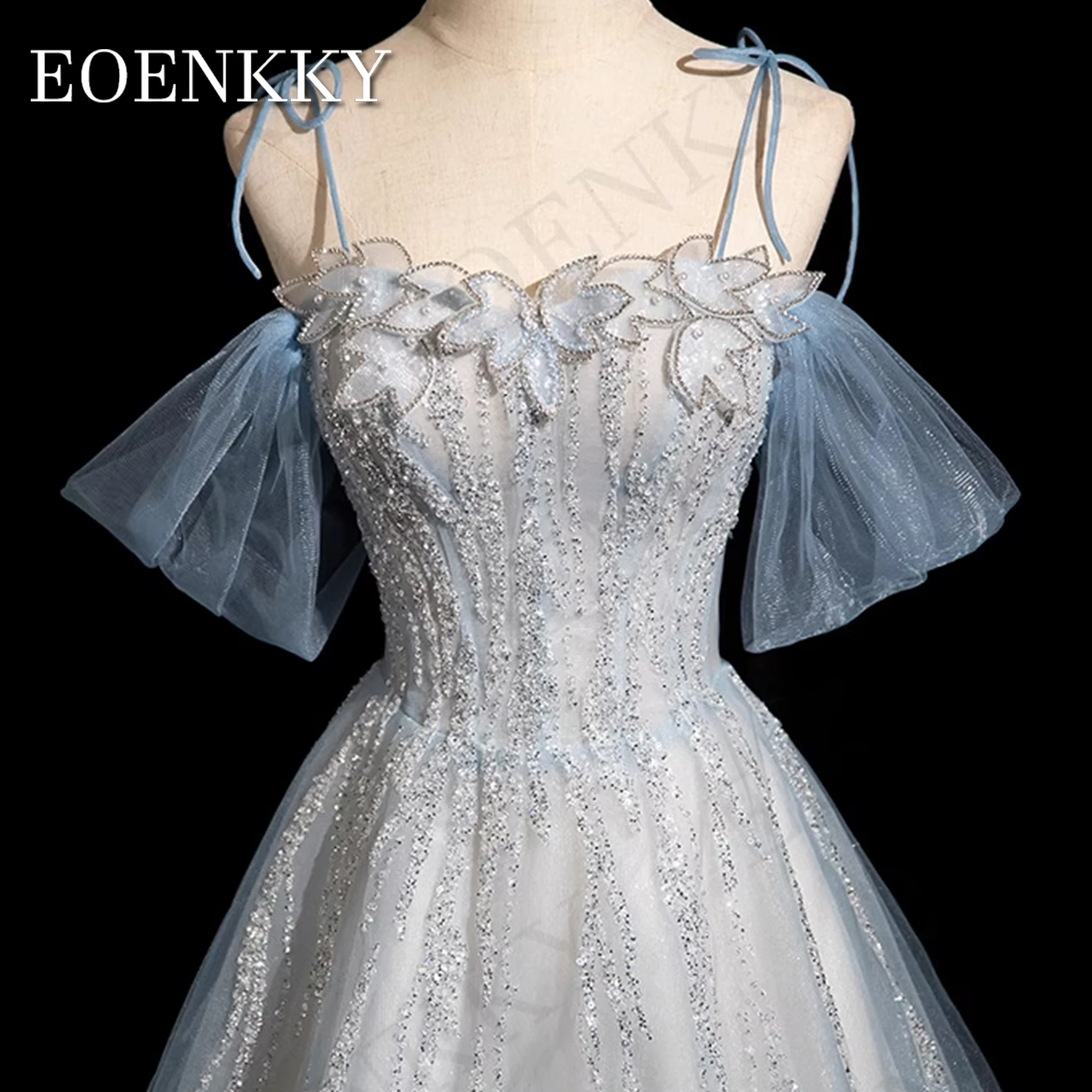Фото Блестящие синие платья для выпускного вечера с открытыми плечами 2024, роскошные трапециевидные Вечерние платья на тонких бретелях с бисером для дня рождения Синие выпускные платья с блестками на плечах 2024  Роскошный №4