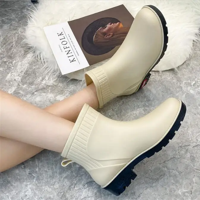 Fashion short waterproof shoes female models in the summer kitchen work rubber shoes