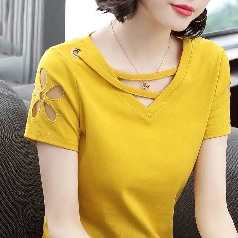 

2022 New Summer Short Sleeve Women White T-shirt Women V-neck Loose Korean Black Top Casual Compassionate Trend T Shirt Women