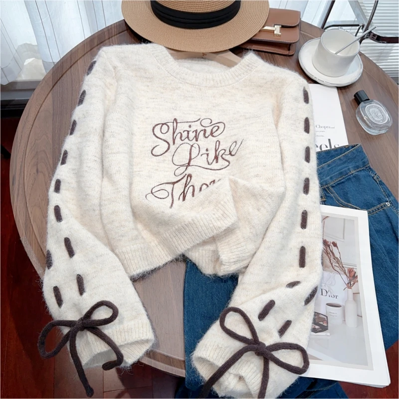 Женский вязаный свитер