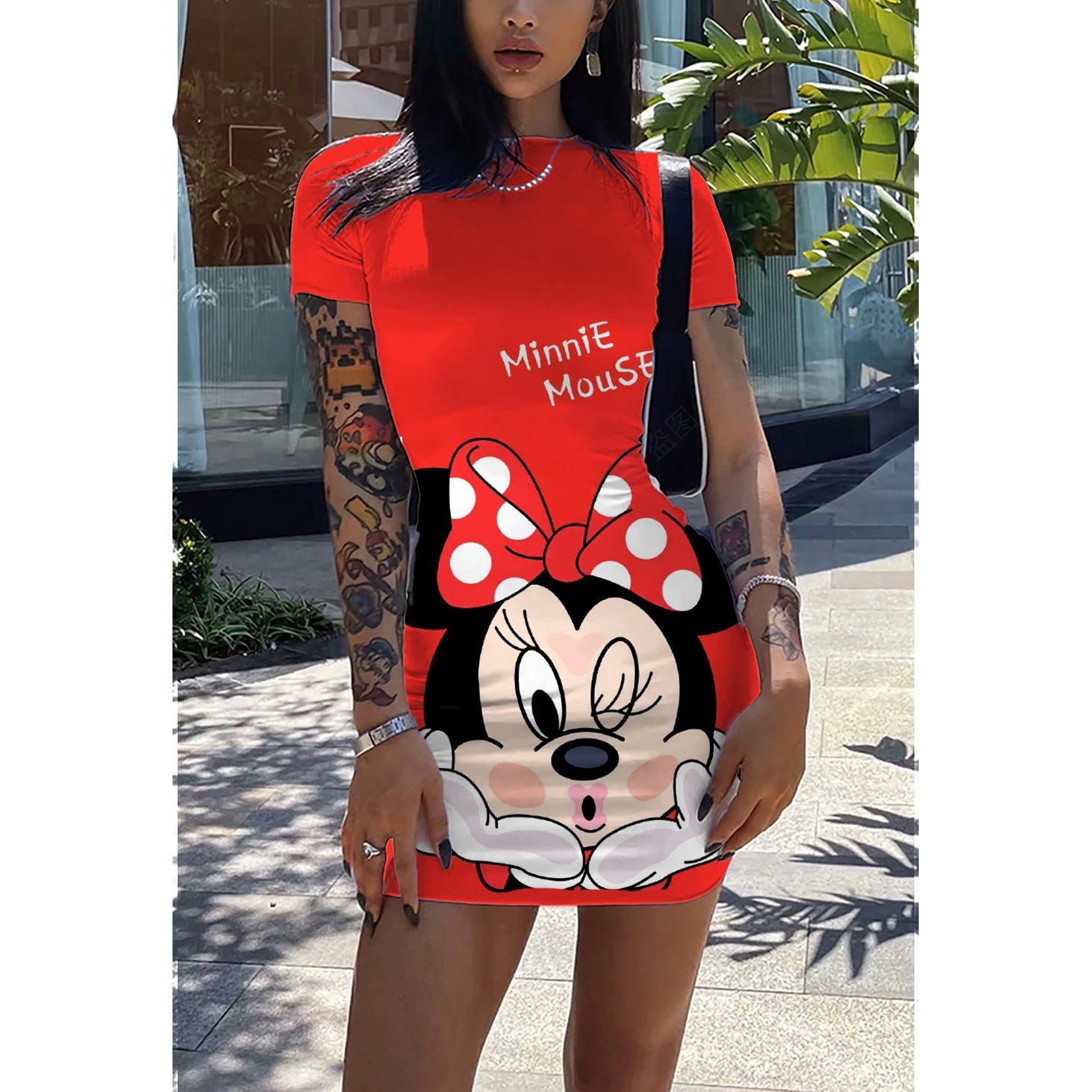 Женское облегающее мини-платье на бретелях повседневное элегантное