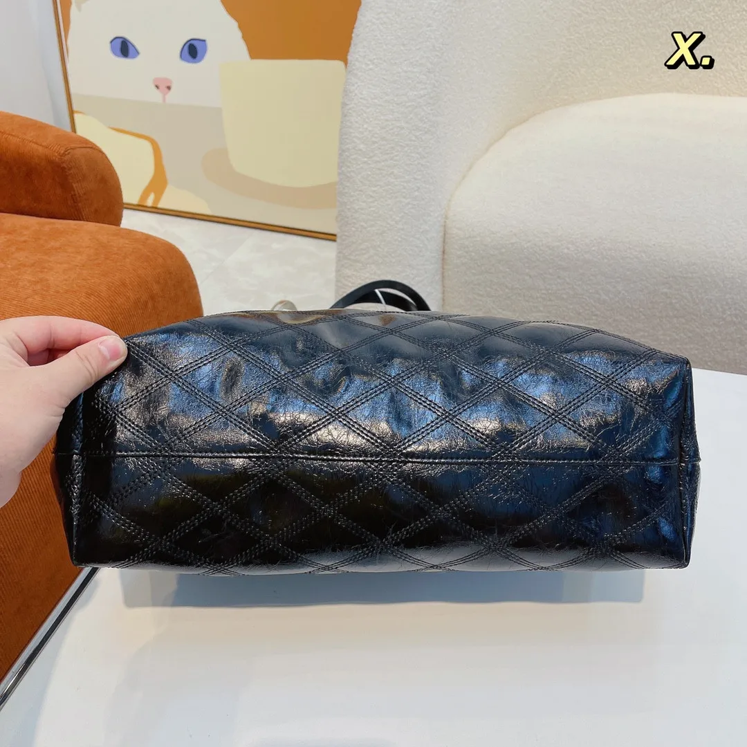 High quality new shopping single bag oil wax cow leather tote bag Lingge large capacity bag tote single shoulder women's bag