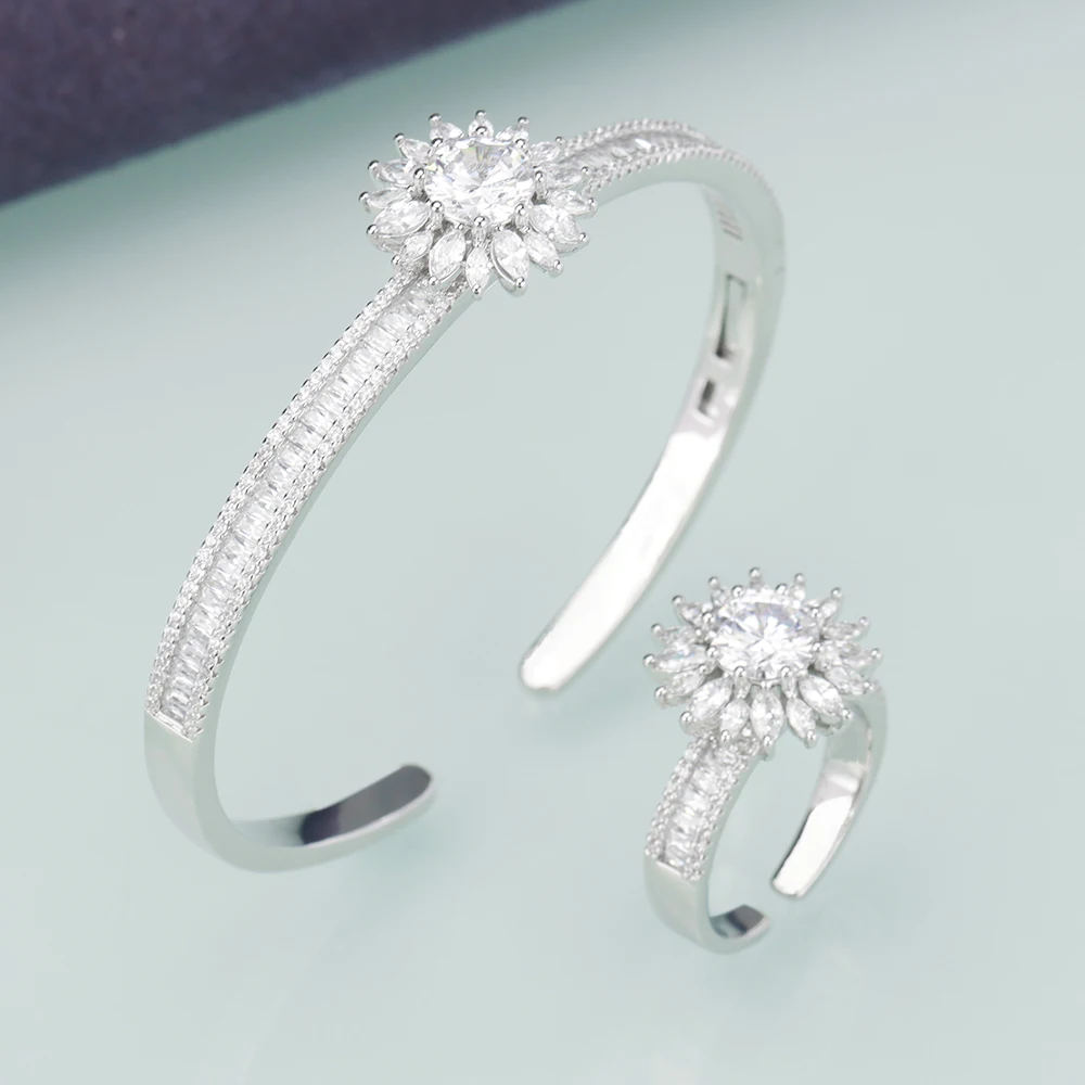 

Bride Talk New Style Bridal Wedding Bangle Cubic Zirconia Crystal Elegant Women Jewelry Accessories High Quality Gift