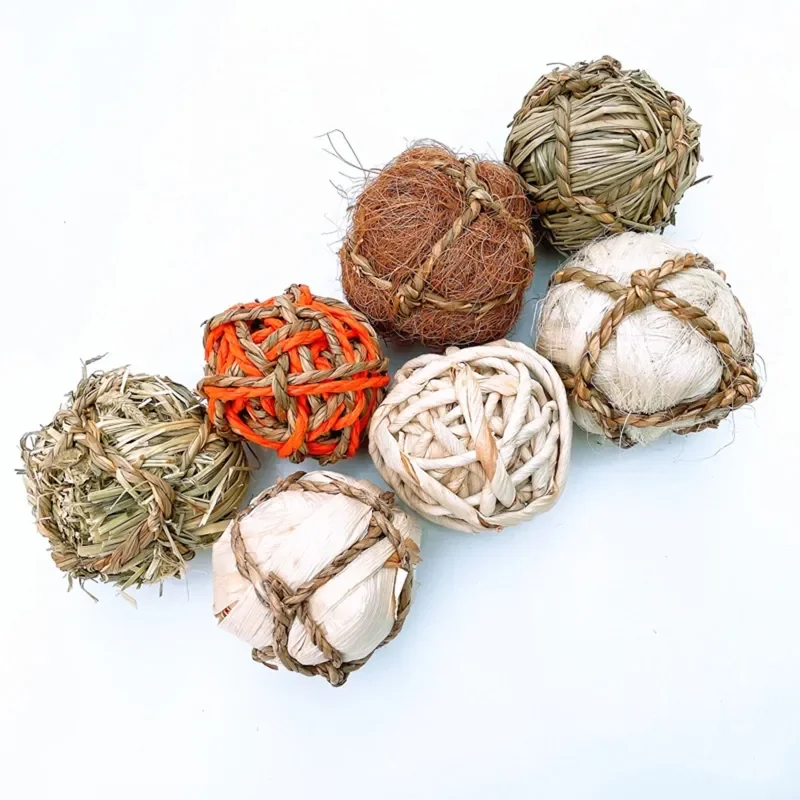 

Treats for Small Pet Teething Rabbit Chew Toys for Hamsters Gerbils Degu Bunny Natural Grass Ball Cage Decoration