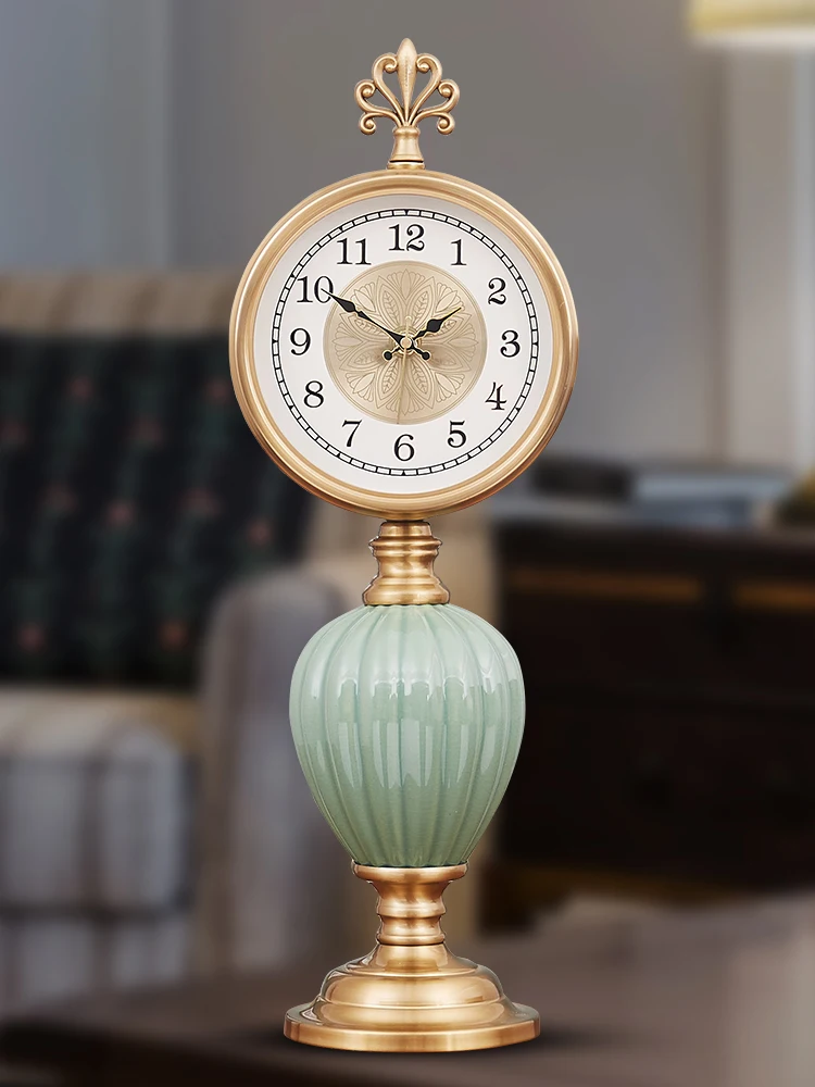 

Ceramic desktop clock American silent desk clock retro ornaments fashion copper-plated clocks
