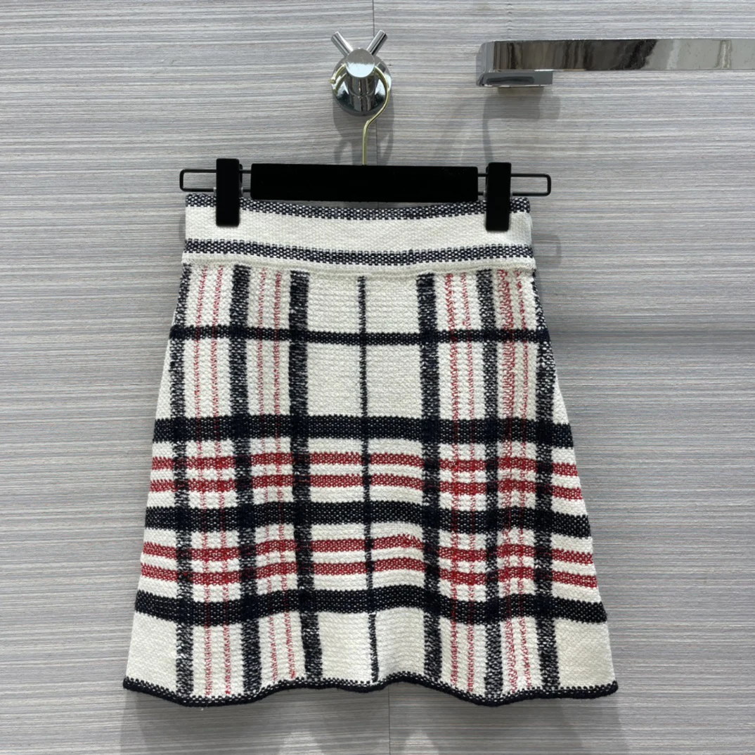 

2022 Spring Summer New Arrival Women Knitted Skirts Elegant Vintage Sweet High Quality Plaid Bottoms Runway Designer