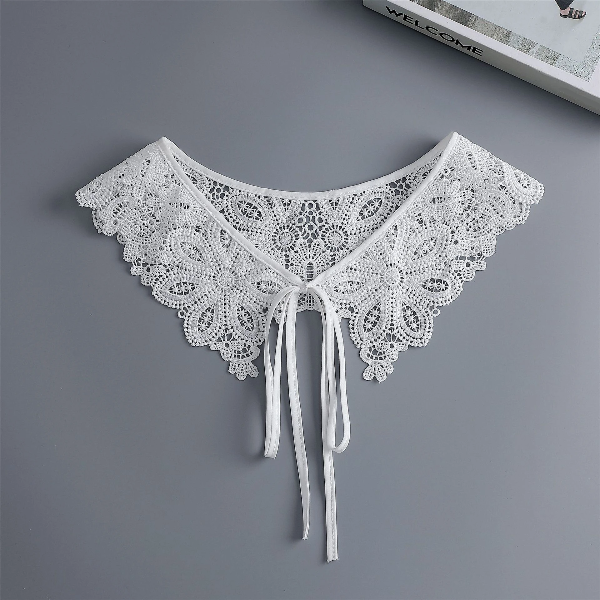 

Women Floral Shirt Detachable Collar Lapel Blouse Tops Fake Collar Decorative Female Bowknots False Collar Neckwear Fuax Cols