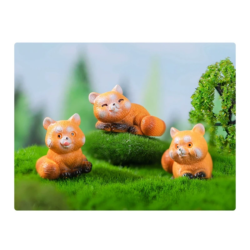 Миниатюрные фигурки енота