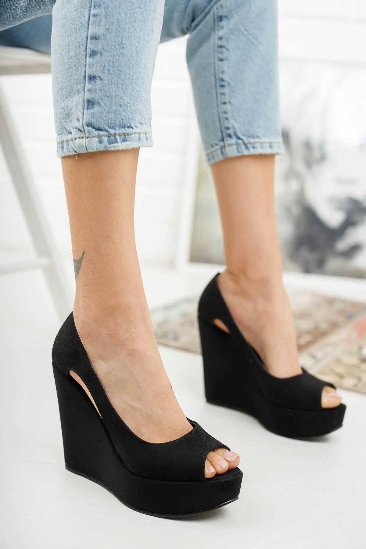 

Women's Fashion Handmade Special Suede elephants Heels Shoes