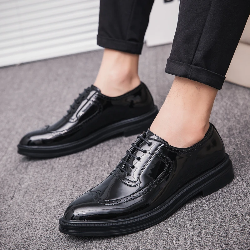 

gentleman fashion shoes wedding party dresses black pointed toe oxfords shoe mens breathable patent leather brogue sneakers mans