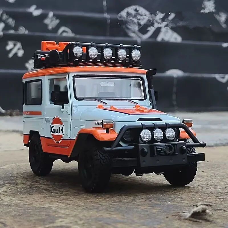 

Модель автомобиля из сплава FJ CRUISER FJ40 в масштабе 1:24, модель внедорожника из металлического сплава, модель автомобиля из коллекции, подарок для детей