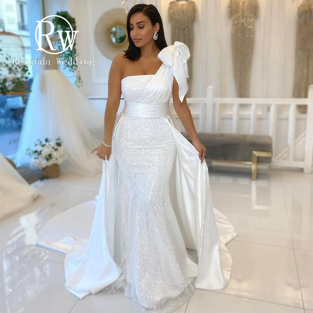 One Shoulder Strapless Detachable Train Mermaid Wedding Dresses With Bow 2023 Satin Shinning Sequined Sexy Ribbons Bridal Gown