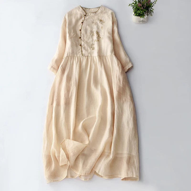 

Женское платье с цветочной вышивкой, повседневное ТРАПЕЦИЕВИДНОЕ ПЛАТЬЕ до середины икры с рукавом три четверти и круглым вырезом, модель V381 на весну, 2023