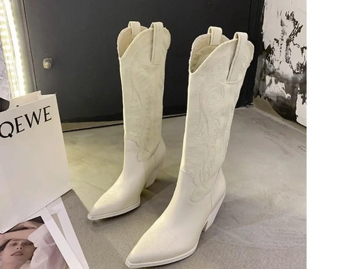 New Fashion Women's Leather Boots Retro Belt Buckle Mid Calf Boots  Spring Water Pointed toe shoes Casual Boots Women Boots