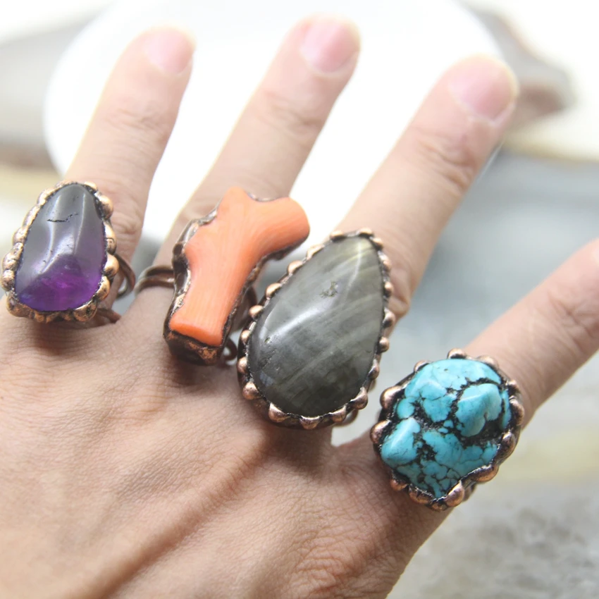 

Antique Copper Bezel Coral Rings Raw Labradorite Amethysts Turquoises Band Retro Punk Adjustable Finger Jewelry Fashion Gifts