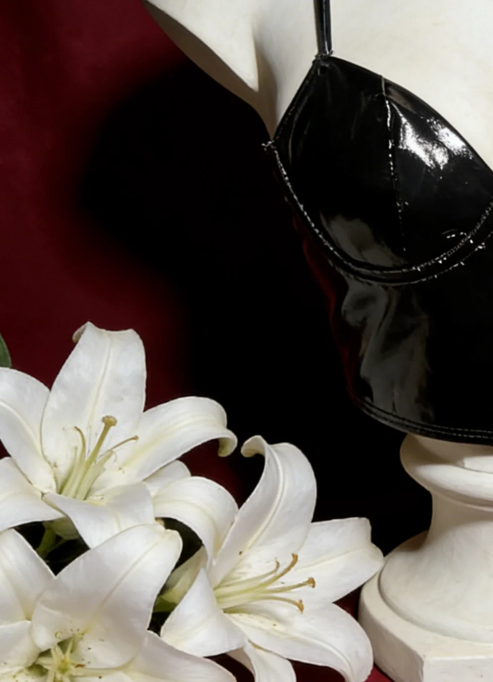 【Fragments.SPECIAL LINK:THE MASCOT'SLITTLE GIFT.】Сексуальный черный облегающий топ из искусственной кожи для женщин, модный и стильный дизайн. (art.: 3920d9bd2c30e) - 3920d9bd2c30e