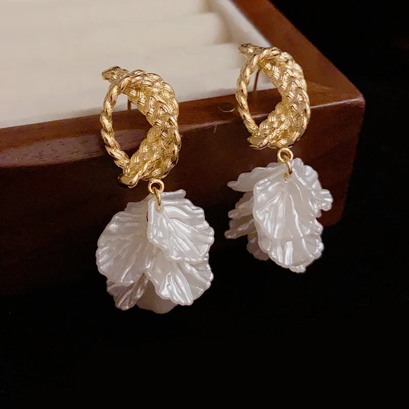

Korean Metal Knot Flower Dangle Earrings For Women Fashion Copper 14K Gold Plated Designer Drop Earring Original Jewelry 2023