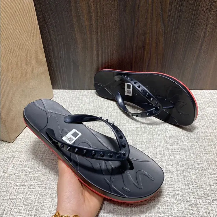 

2023 Summer High Quality Hot Sale Female Flip Flops Women Beach Slippers Fashion Breathable Casual Ladies Anti-skid Outdoor Red