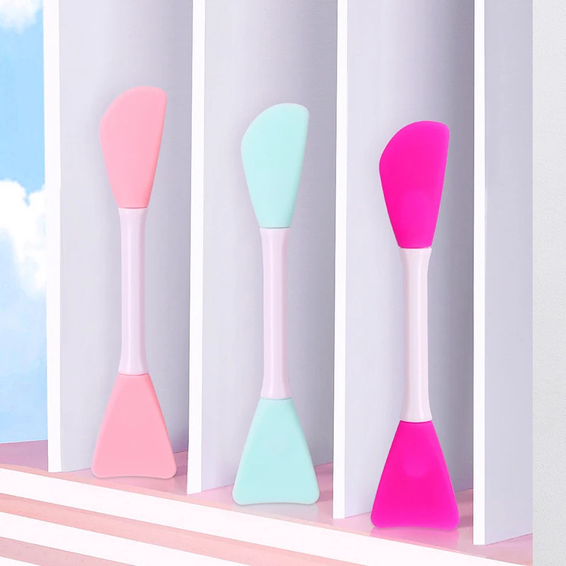 Одна штука съемной мягкой силиконовой щетки для лица для маски, макияжа и косметики, легко моющаяся.