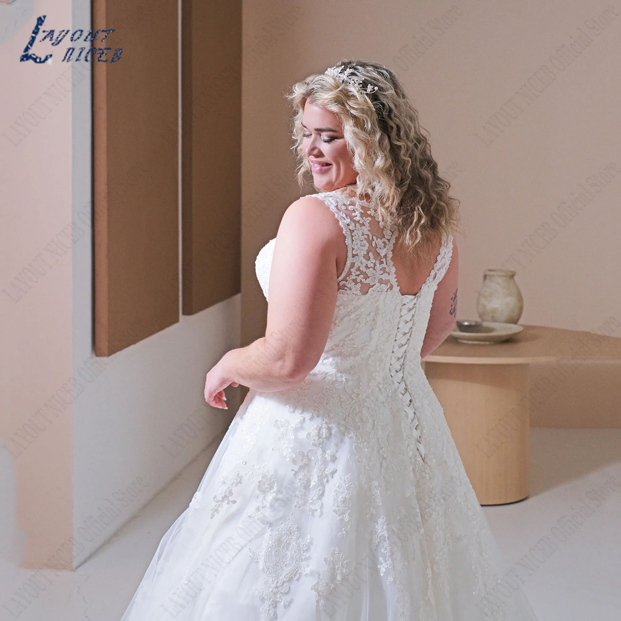 Женское свадебное платье без рукавов с блестками и V-образным вырезомLAYOUT NICEB