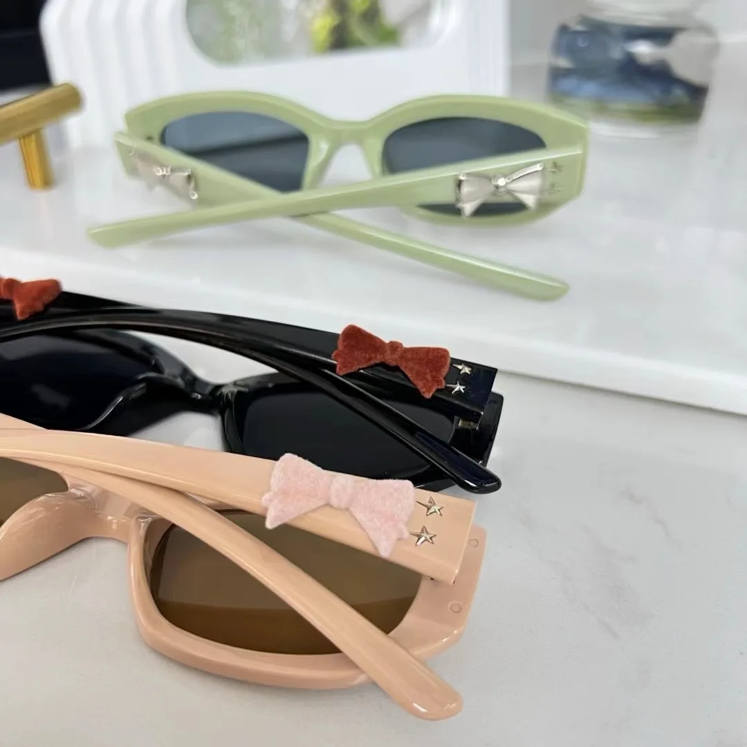 Очки солнцезащитные женские прямоугольные модные солнечные очки конфетных