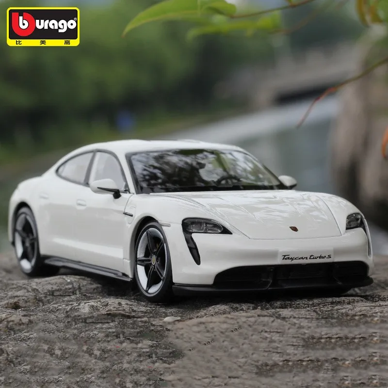 

Bburago 1:24 Porsche Taycan Turbo S Simulation Alloy Sports Car Model Diecasts Metal Vehicles Collection Childrens Car Toy Gift
