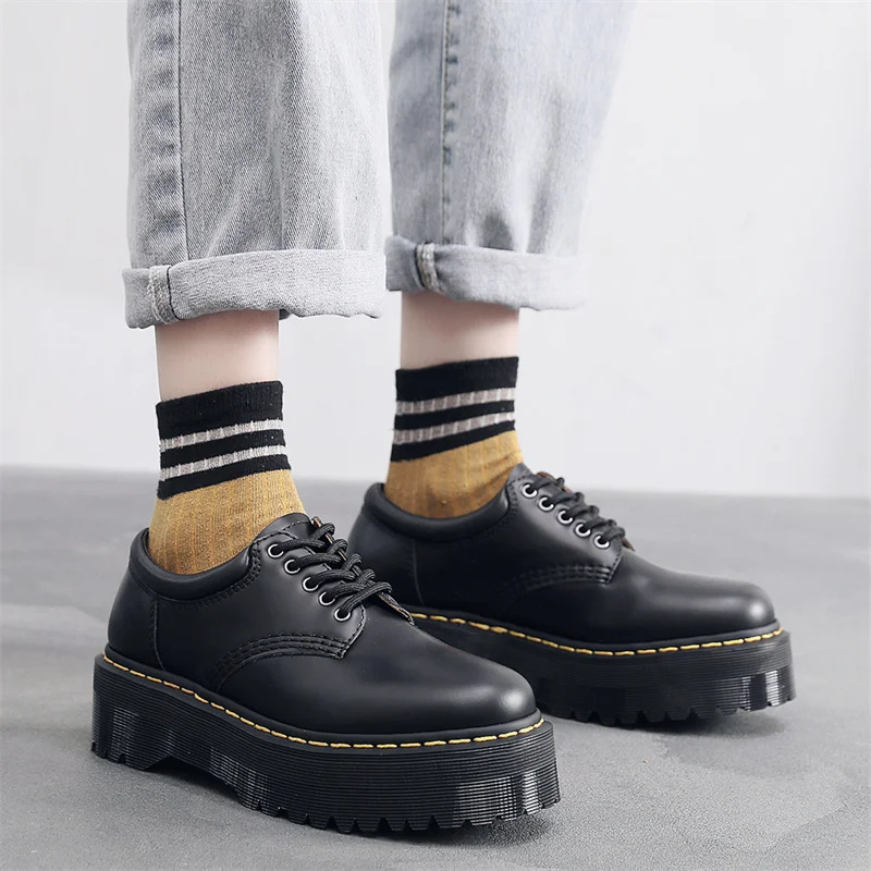 

Classic British Style Martin Shoes Men Casual Couple Genuine Leather Shoes Men Lace-up Platform Oxford Shoes For Men Martin Boot