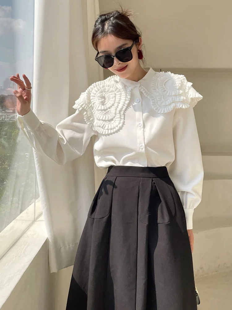 

Simple Peter Pan Collar Fall Office Lady Solid Shirts Women 2022 Autumn New Chic Flower Tops Sweet Deisgned Blouses B488