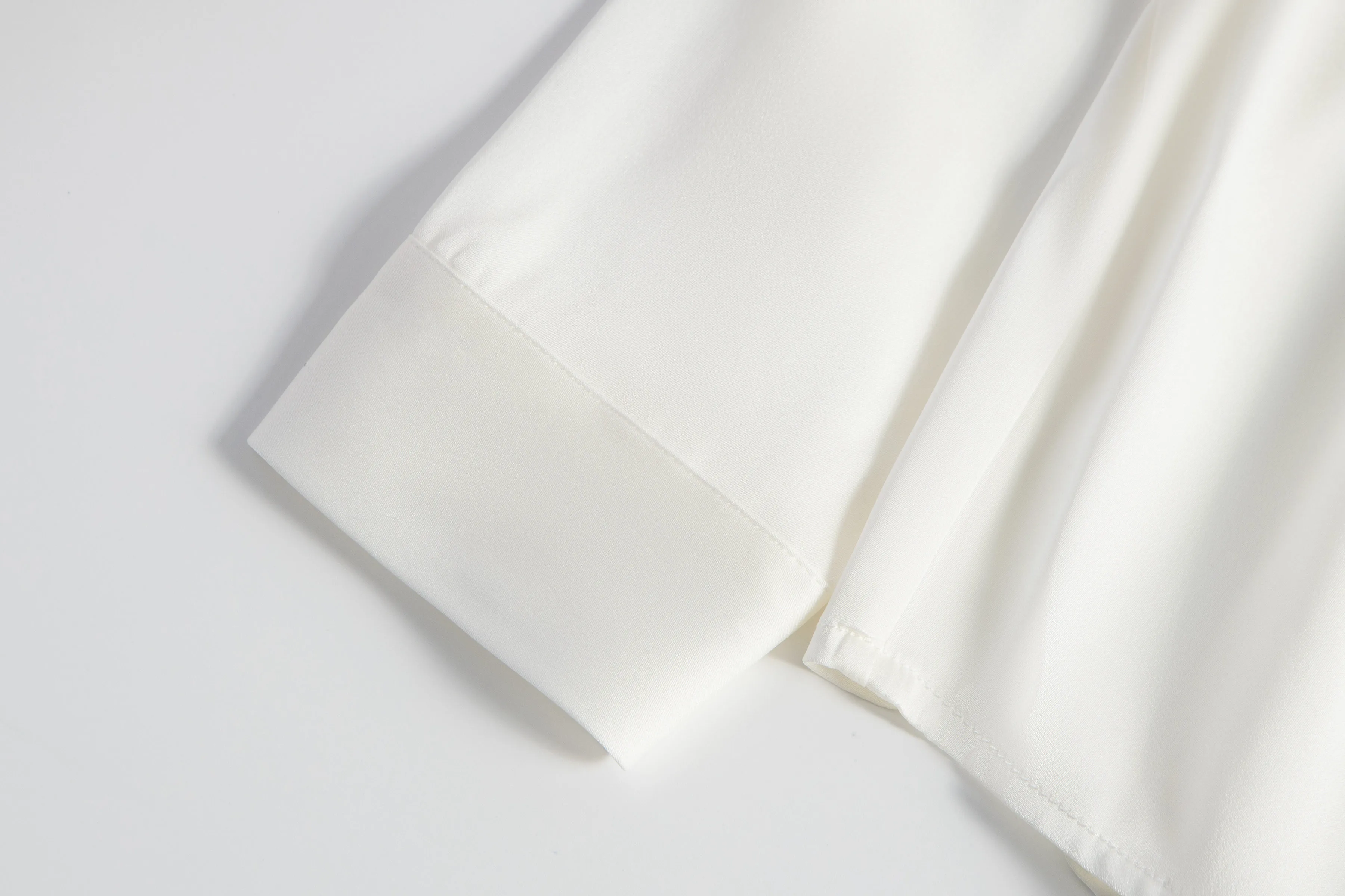 Женская модная рубашка сезона Ранняя весна 2024 новинка эластичная из шелка 19 мм с