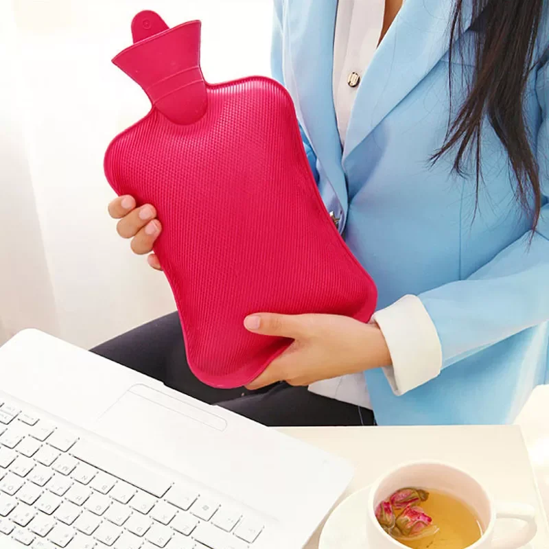 

XL Warm Water Bottle Thick High Density Rubber Hand Warming Water Bottles Winter Hot Water Bags Bottle Random Color 6A0128