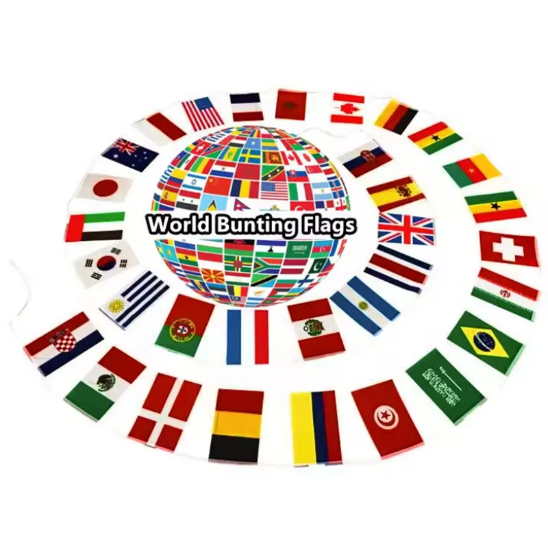 Флаги 100 стран подвешиваются флаг чемпионата мира 2022 года в Катаре флаги лучших 32