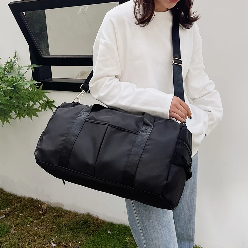 Summer New Fashion Luggage Handbag Men And Women Large Capacity Simple Design One Shoulder Slung Travel Bag High Quality M644