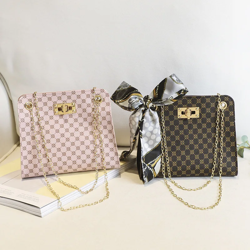

Women Bag New Ring Lock Chain Messenger Small Square Crossbody Shoulder Bag Casual Mobile Phone Bag Designer Handbags Purse
