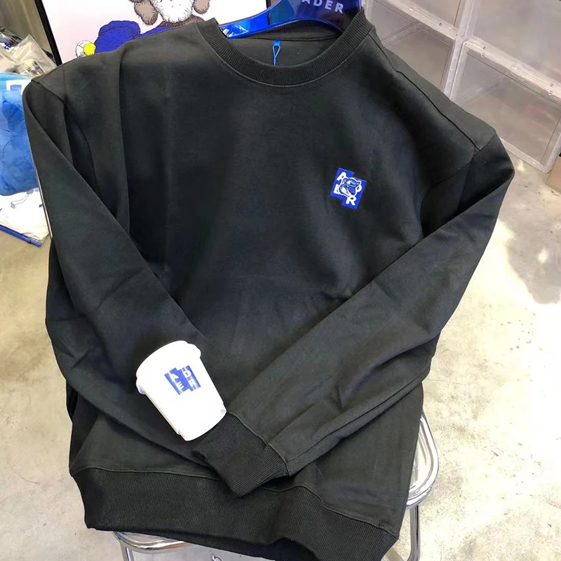 ADER ERROR 2021SS Little Fox Embroidered Sweatshirt AD Reversible Ader Error Box Crew Neck | Мужская одежда