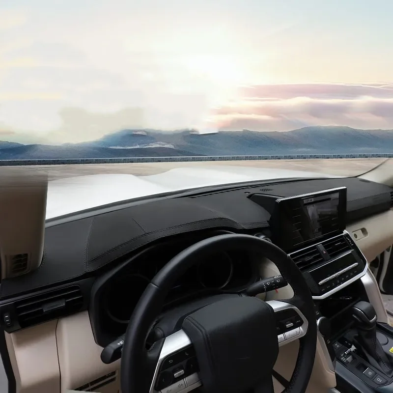 Чехол для приборной панели автомобиля Toyota Land Cruiser LC300 2022 2023 Матовый кожаный