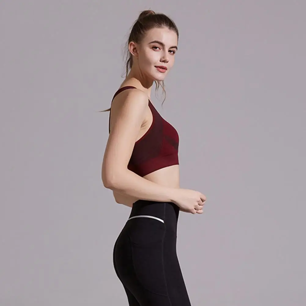 

Trendy Women Bra Solid Color Vest Style Lady Bra Anti-shock Brassiere