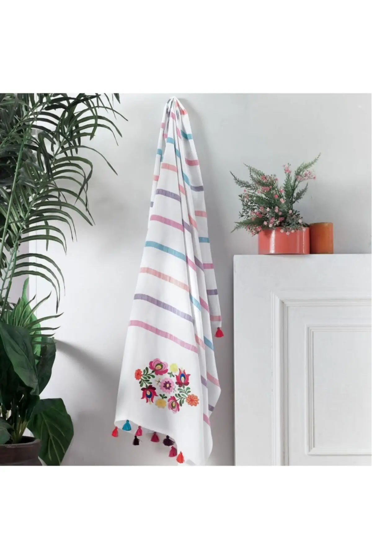 

Beach Towel Eleni V1 Beach Towel 80 X160 For Bathing Beach Swimming Pool Spa Gym Patterned Bath Towel