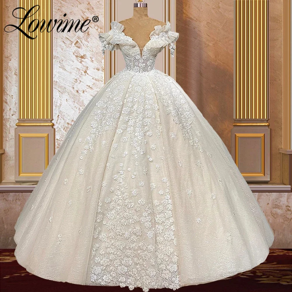

Lace Long Luxury Wedding Dresses Puffy Muslim Ball Gown Flowers Appliques Bridal Gowns 2022 Plus Size Bride Dresses Customize