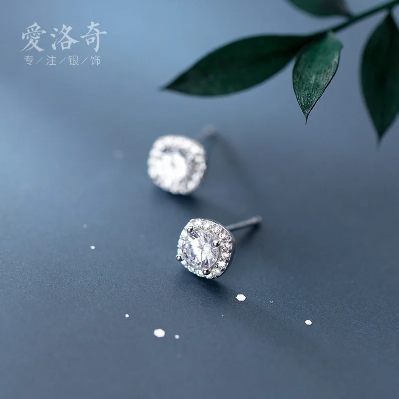 

Earrings Women's Korean Simple Personalized Fashion and Fully-Jewelled Square Stud Earrings Fresh Graceful Earrings
