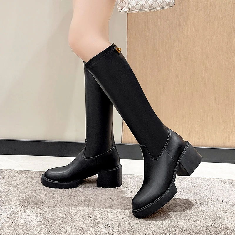 

Зимние новые женские плюшевые высокие ботинки, большие ботинки на плоской подошве, Модные Повседневные высокие ботинки, длинные ботинки, но...