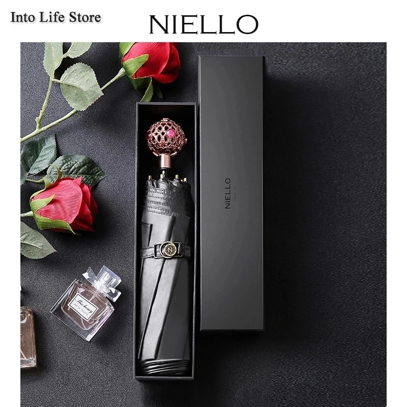 

Зонт женский пляжный двухслойный с золотыми шариками и защитой от дождя