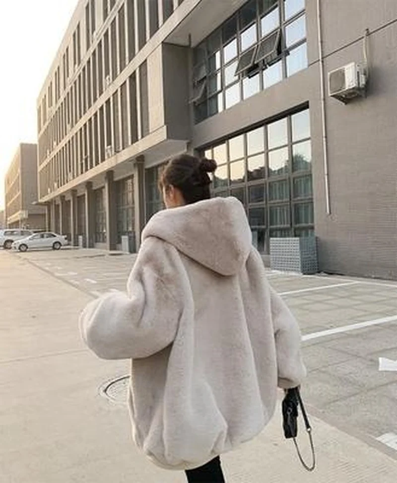 Furry Teddy Coats Winter Thick Warm Faux Rabbit Fur Coat New Women Long Sleeve Hooded Fur Jacket Fashion Outwear White Black