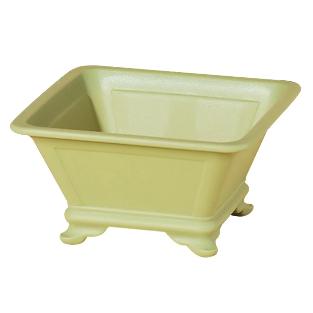 

Пластиковый цветочный горшок