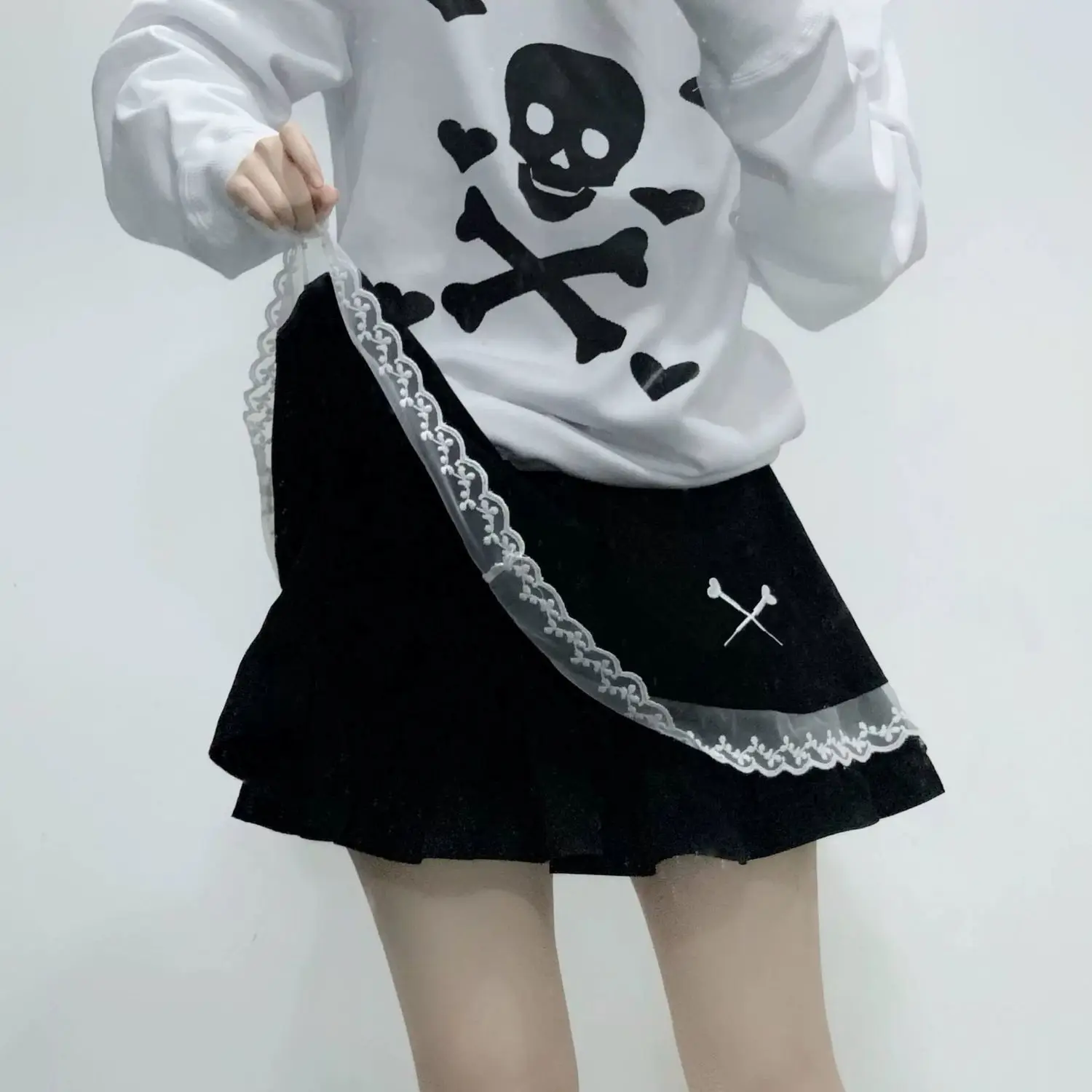 

Black Embroidery Gothic Mini Skirt Rock Lace Ball Gown Harajuku Tennis Y2k Skirts Aesthetic Grunge Kawaii Student Casual Skater