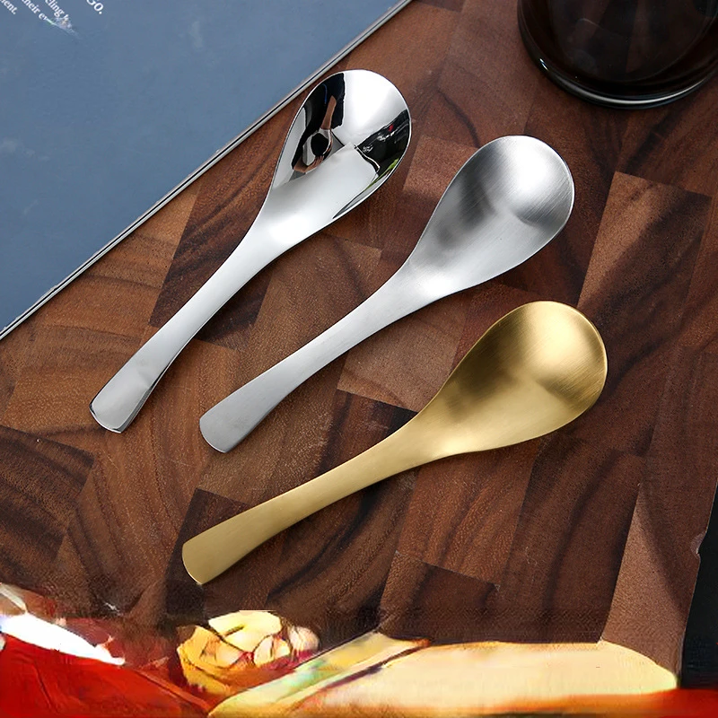 

Thickened children eat 304 stainless steel spoon adults drink glutinous rice balls with golden Chinese and western food spoons.