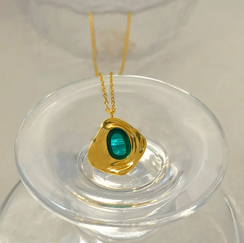 Современные ювелирные изделия зеленая геометрическая проекция винтажное